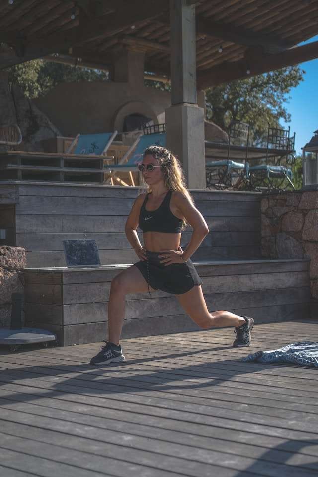 personal training gym in chino - lunges